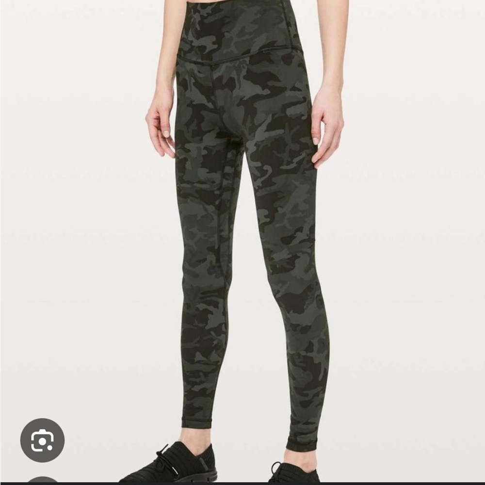 Lululemon green camo leggings 28”